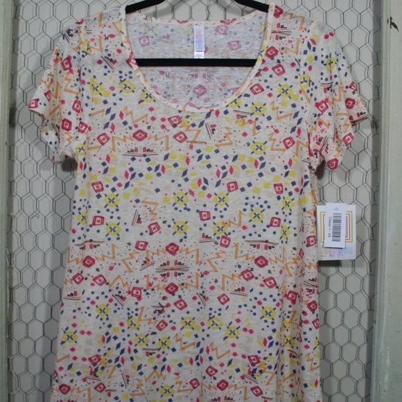 NWT LuLaRoe Classic T (XS) - Picture 2 of 4